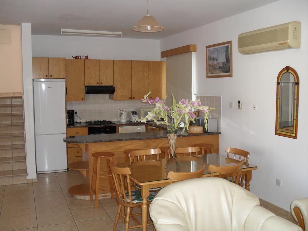 Villa Theodora Paphos Phòng bức ảnh